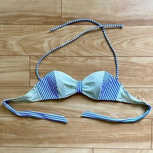 Victoria’s Secret bikini top